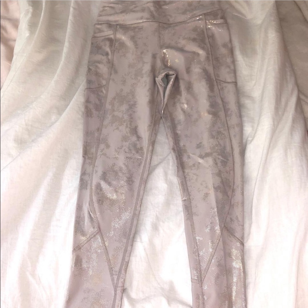 Victoria’s Secret Sport leggings